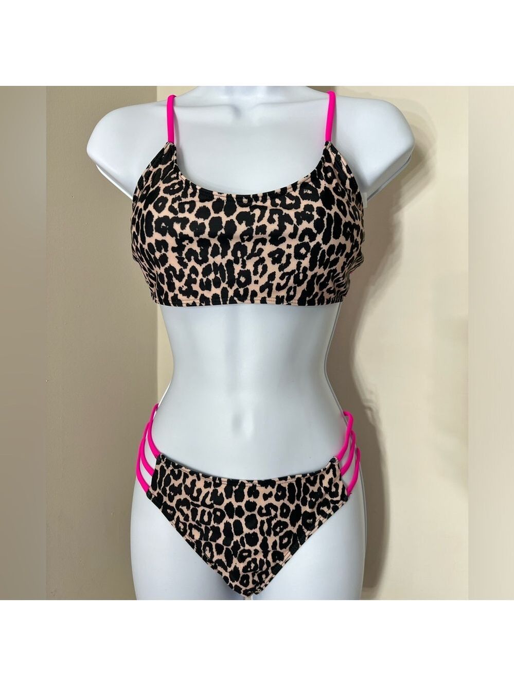 Leopard Print Hot Pink Strappy High Cut Bikini Set - Picture 6 of 10